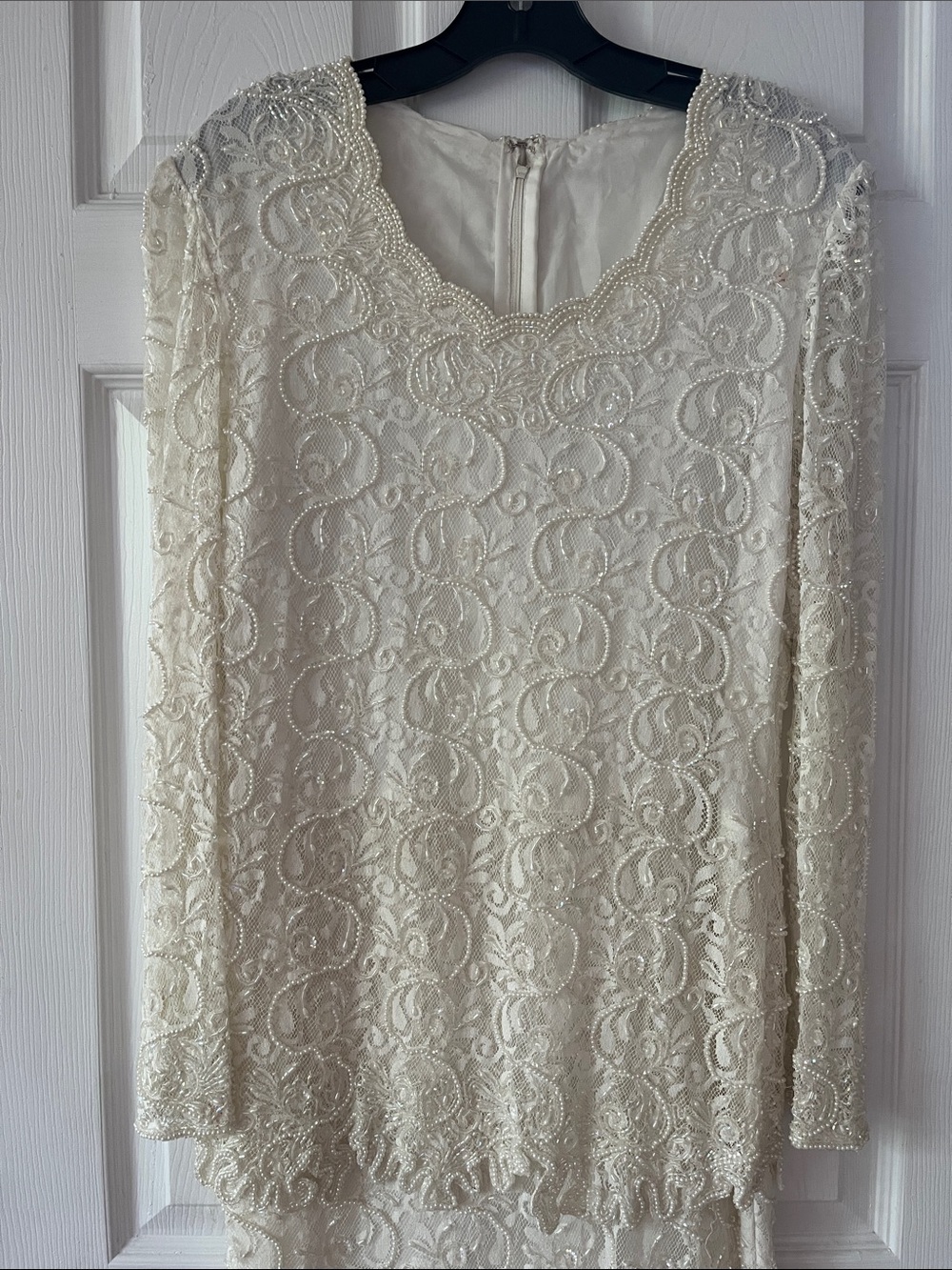 Laurence Kazar Ivory Lace Long-Sleeve & Beautifully Embroidered W/ Pearl Dress - Picture 2 of 6